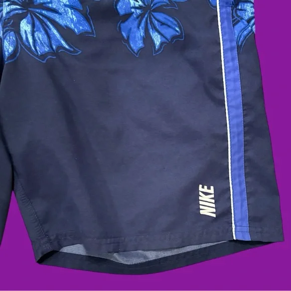 90s Nike floral pattern swim shorts - Picture 3 of 5